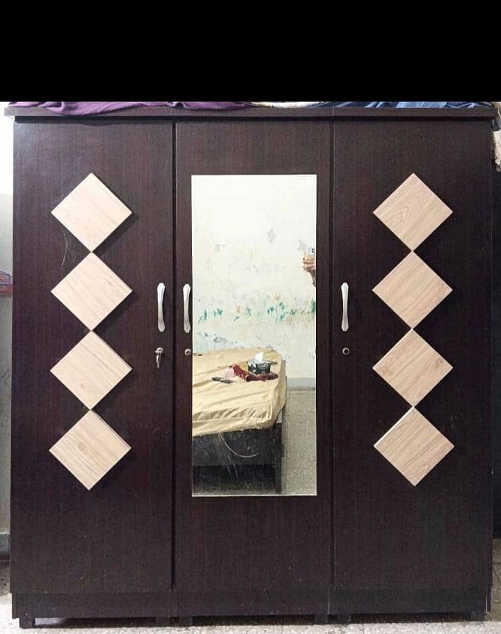 Wardrobe 0