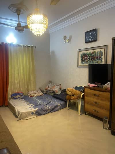 SECTOR -09 BEAUTIFUL GROUND PLUS FIRST FLOOR HOUSE TWO KITCHEN NORTH KARACHI
