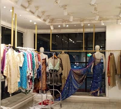 Ground Floor 1000 Square Feet Shop Available In Cavalry Ground For rent