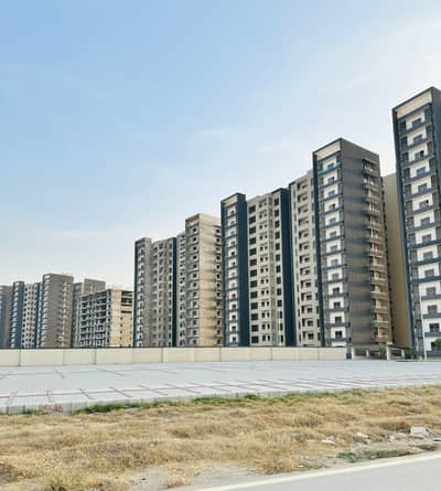 3rd Floor West Open Apartment Perfect For Living & Long-Term Investment Opportunity