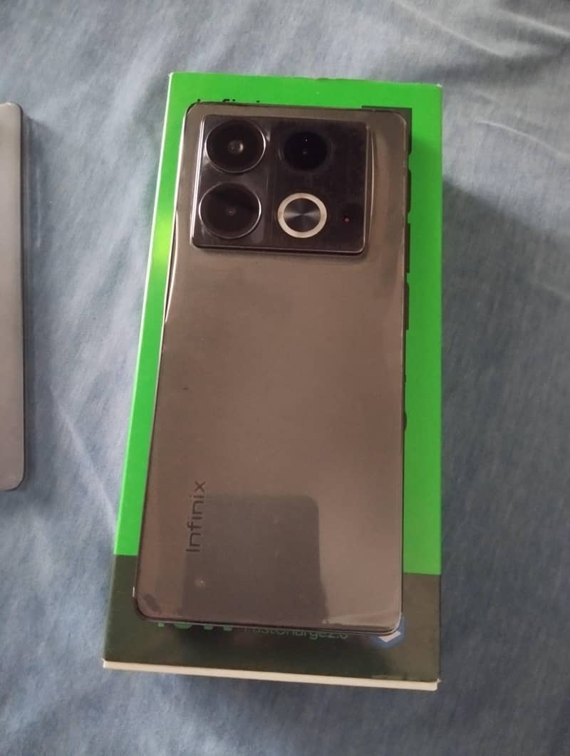 infinix note 40 0