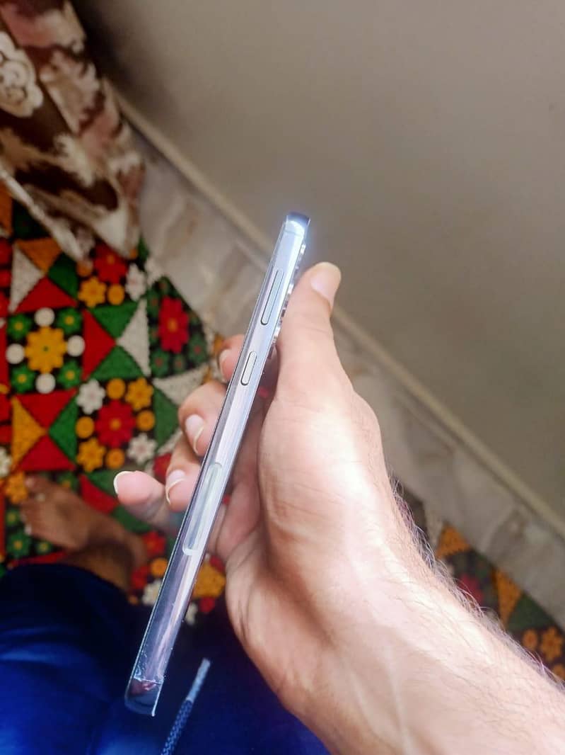 Samsung S23 Plus 4