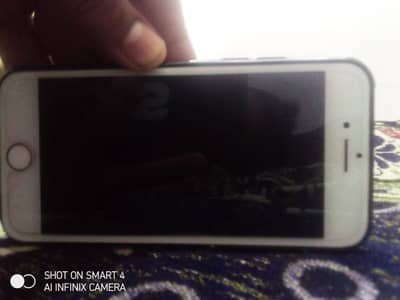 Apple iPhone 7