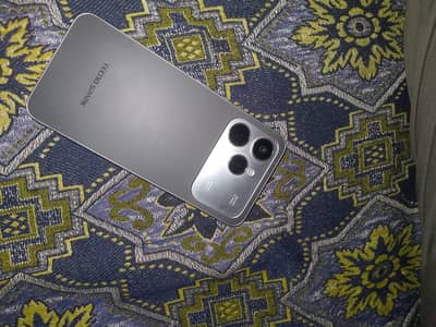 TECNO SPARK 40