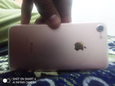 Apple iPhone 7