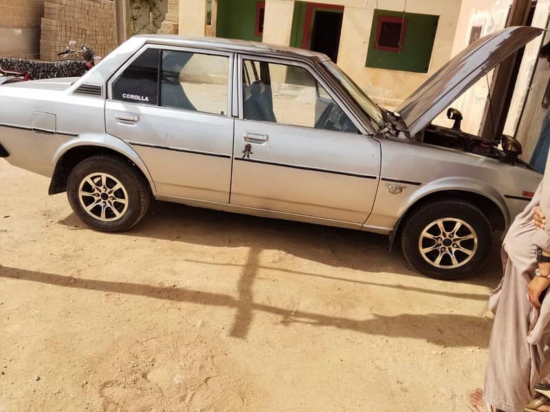 Corolla 1980 0