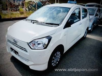 Toyota Pixes 5 Grade 3400 km Driven