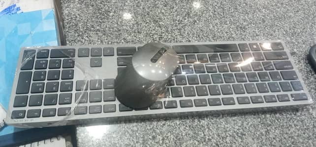 Dell KM7321W Wireless Keyboard Mouse Combo