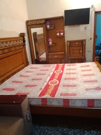 Bed in good condition