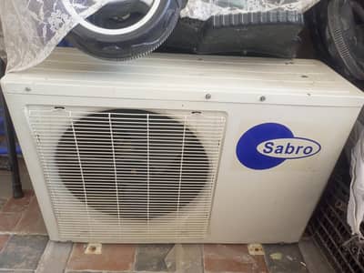 AC in working condition, Energy efficient