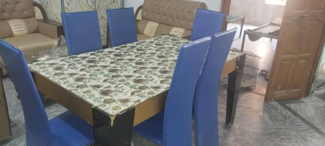 1 Dining table with 6 chairs