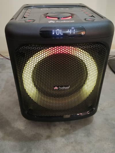 AUDIONIC BLASTER HOME THEATER