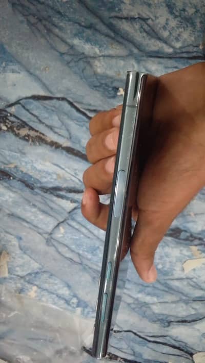 mobile phones 