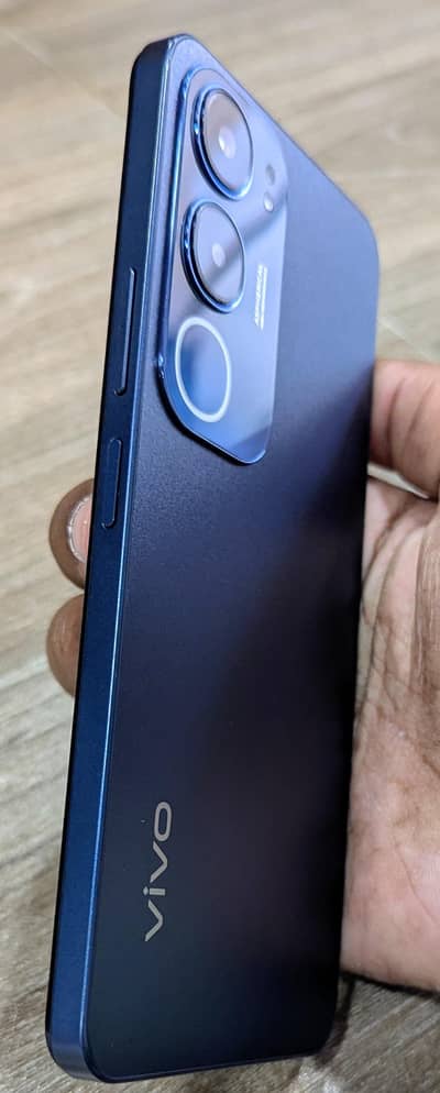 Vivo Y19s (6GB RAM / 128GB ROM) – 10/10 Condition, Scratchless