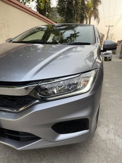 City 1.5 spair auto urgent sale very neet car total original