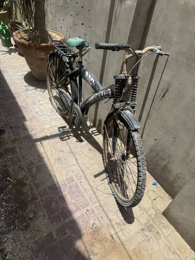 Pakistani bicycle 6000 rs