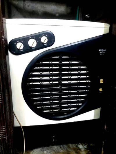 SUPER ASIA EMC  5000 COOLER