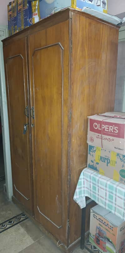 Stylish Wooden Wardrobe – Spacious & Excellent Condition