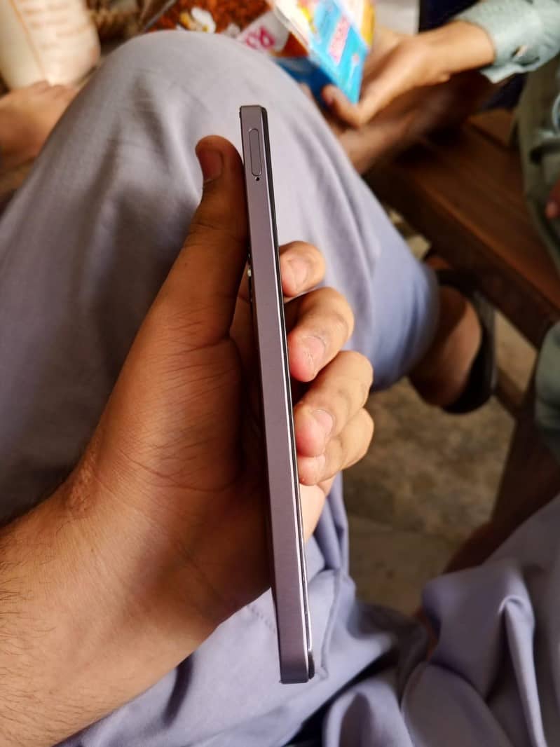 Realme Note 60 5