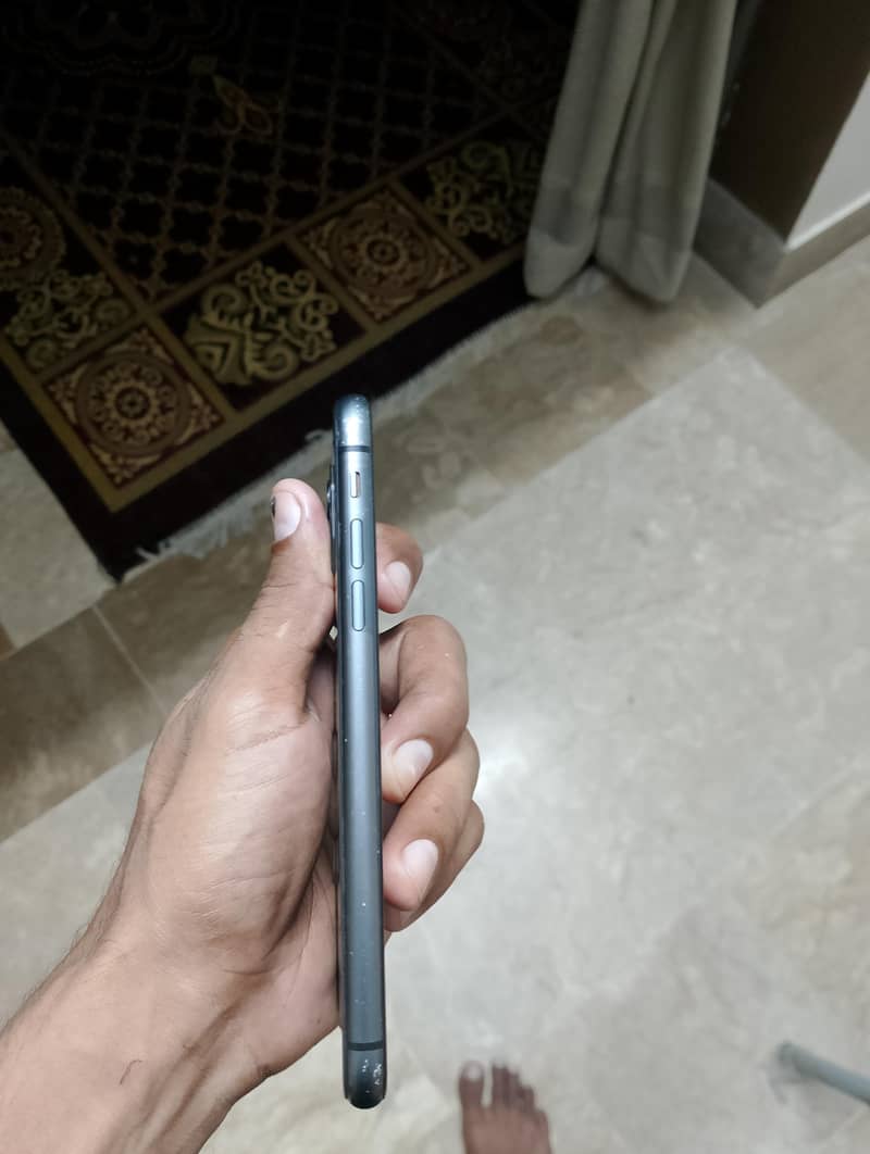 iphone 11 3