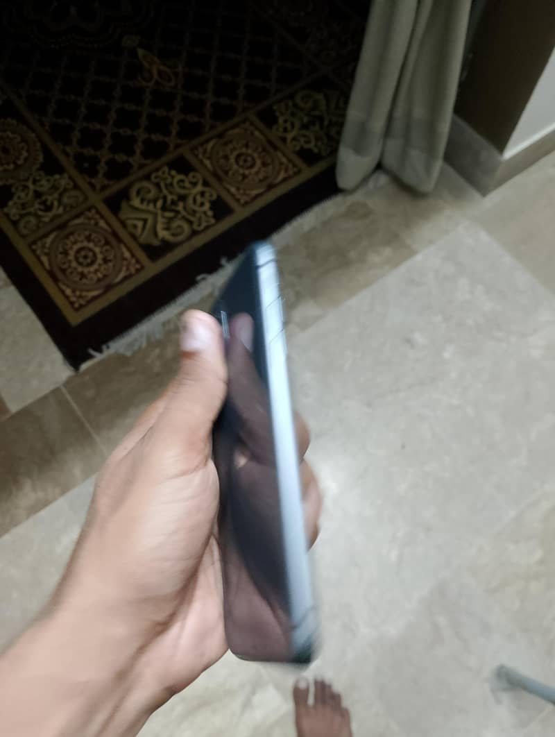 iphone 11 4