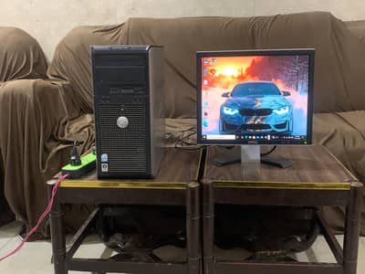 Dell Computer System With Monitor ( JUST 1 MONTH USED )
