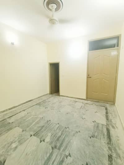 5 Marla First floor availabile for rent