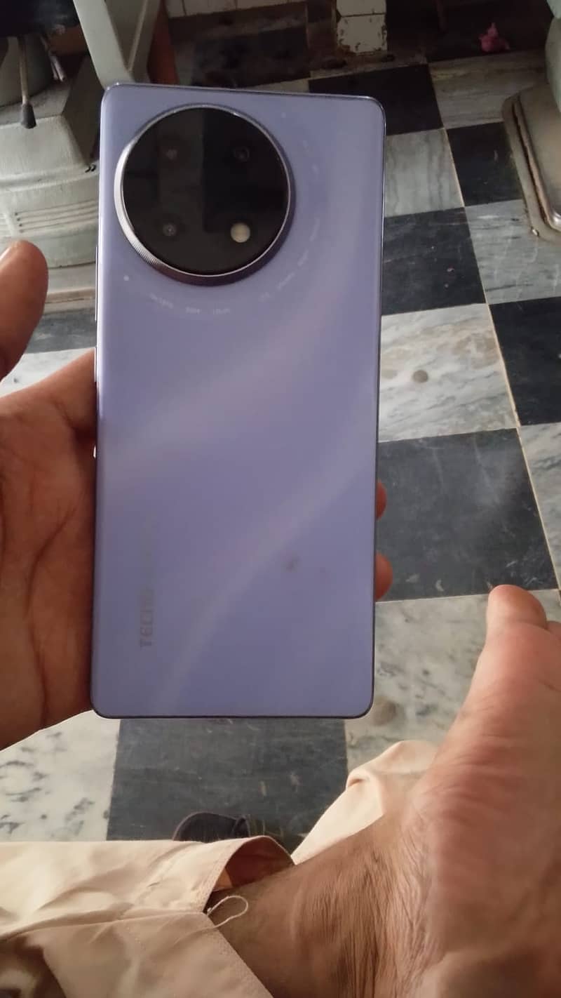 Tecno CAMON 30S 3