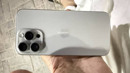 iPhone 15 pro max 256 gb Jv