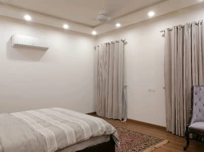 1130 Square Feet Flat For Rent In Shanghai Road