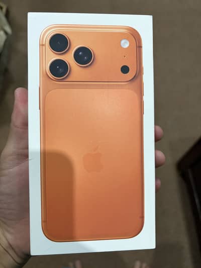 iPhone 17 Pro Max JV