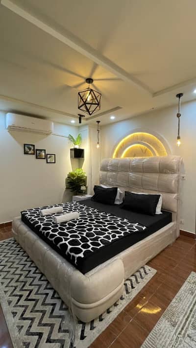 Per day, and weekly basis, One bedroom fully furnished luxury apartments available for rent Gulberg greens Islamabad