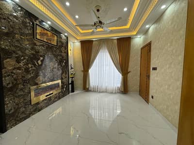 10 Marla House For Rent Bahria Town Lahore