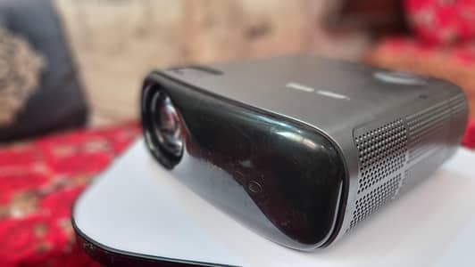 PROJECTOR PJ40