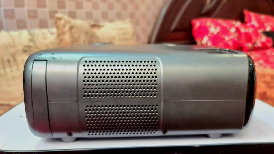 PROJECTOR PJ40 5