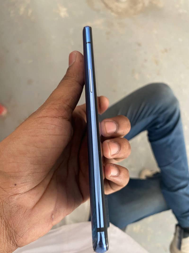 one Plus 7T 1
