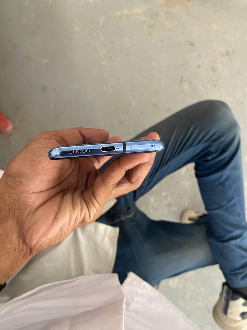 one Plus 7T 4