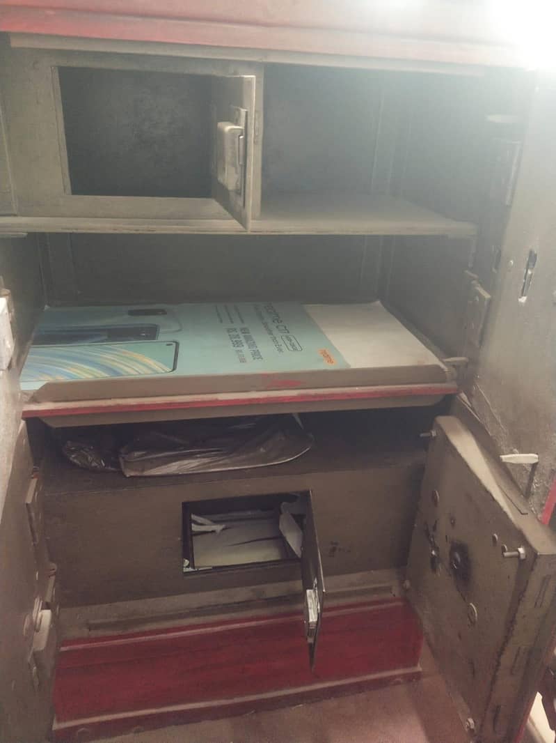 safe Locker 6