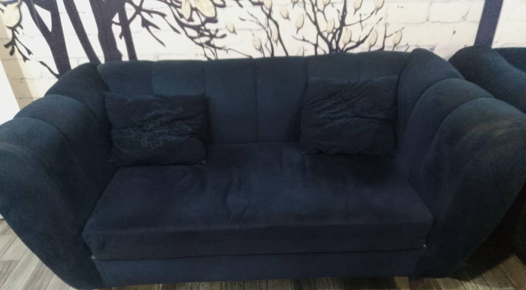 comfortable used sofas in good condition 2