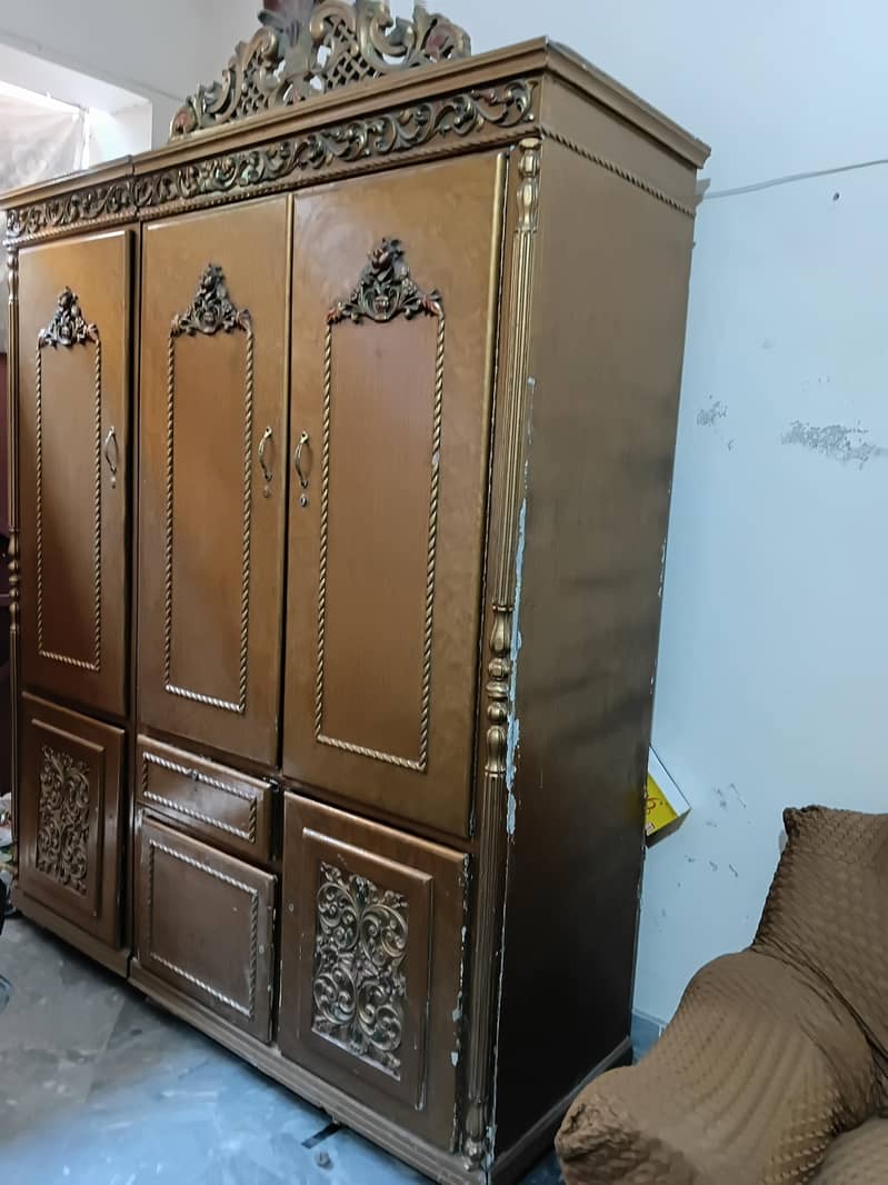 مکا ن بدل رہے ہی 3