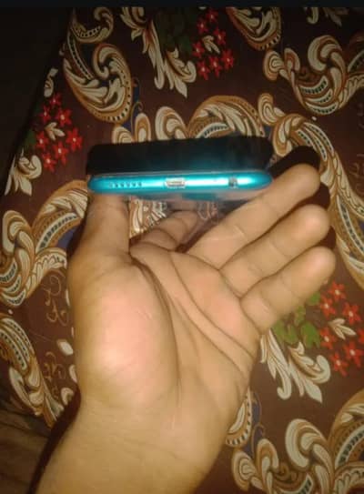 finger nahi hai touch break hai Baki All ok