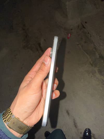Infinix hot 60i 6+6/128 gb