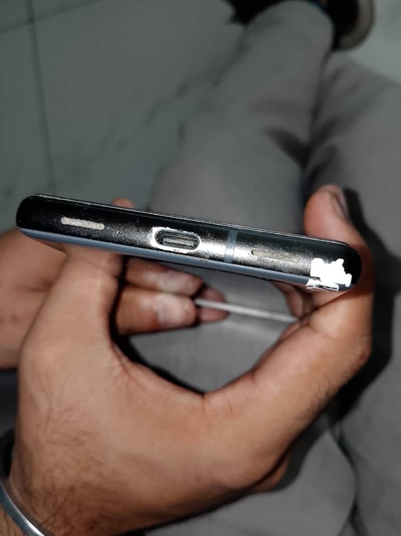Google pixel 6a 5
