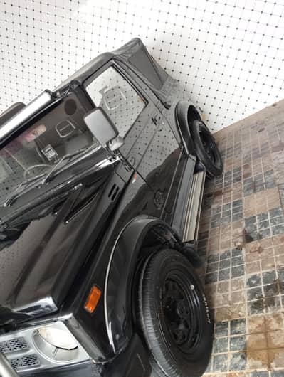Suzuki jeep SJ-410.1988