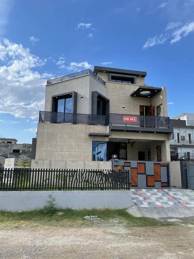 Corner House Along With Top Notch Location Only @4.10 Cr - E Block Sector B17 Islamabad.