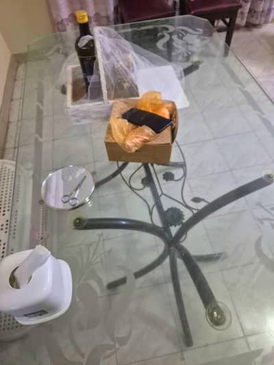 Dining Table with Chairs 6 Pieces good condition