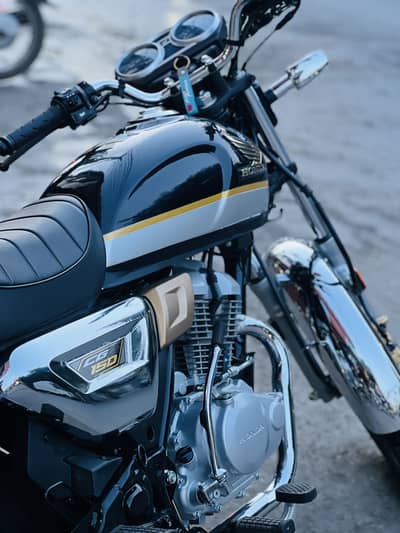 Honda CG 150.  Isl num