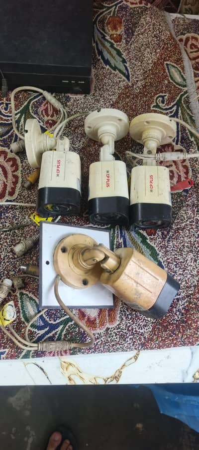 CCTV cameras for sale with cables