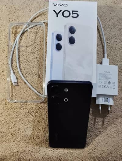 vivo y05 4+4gb . 128gb . . . . 03214910107