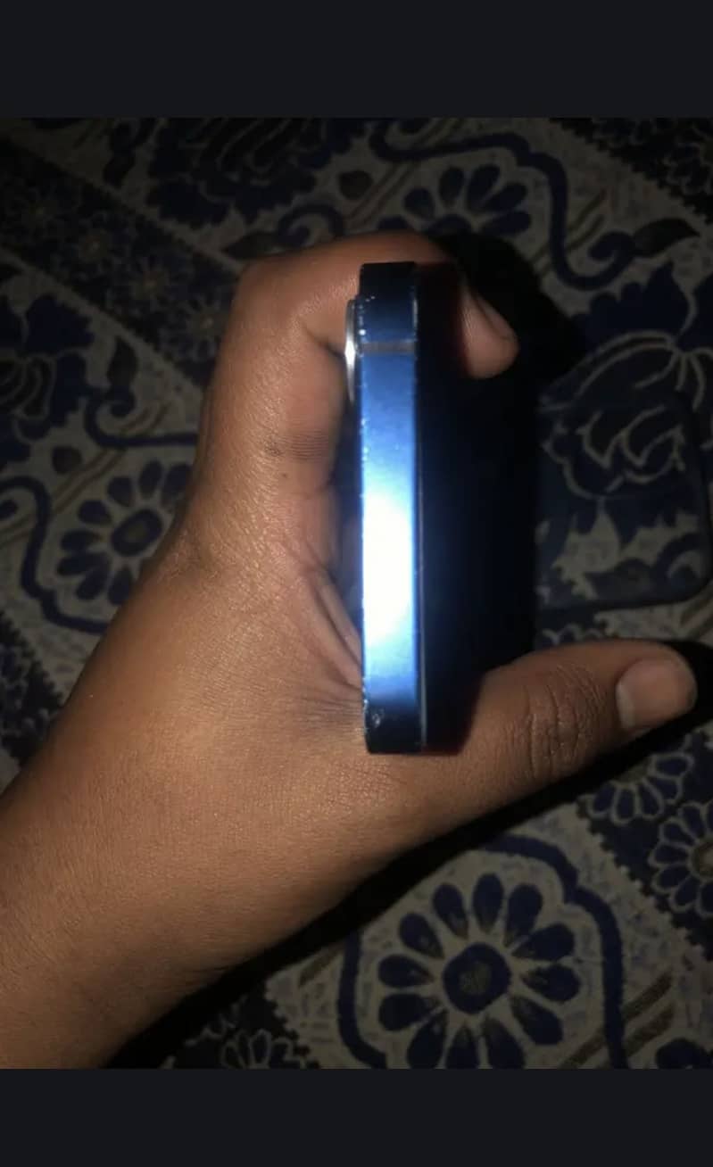 Used iPhone 2